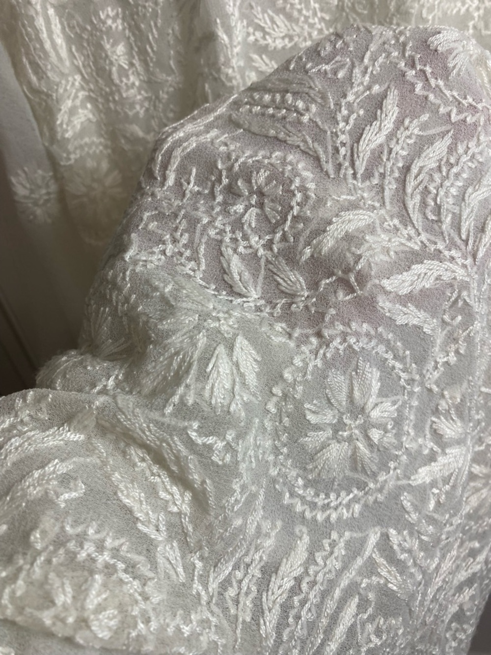 Shubham White Chikankari Embroidered Rayon Tunic Blouse Extra Large Boho Luxe - Picture 4 of 9